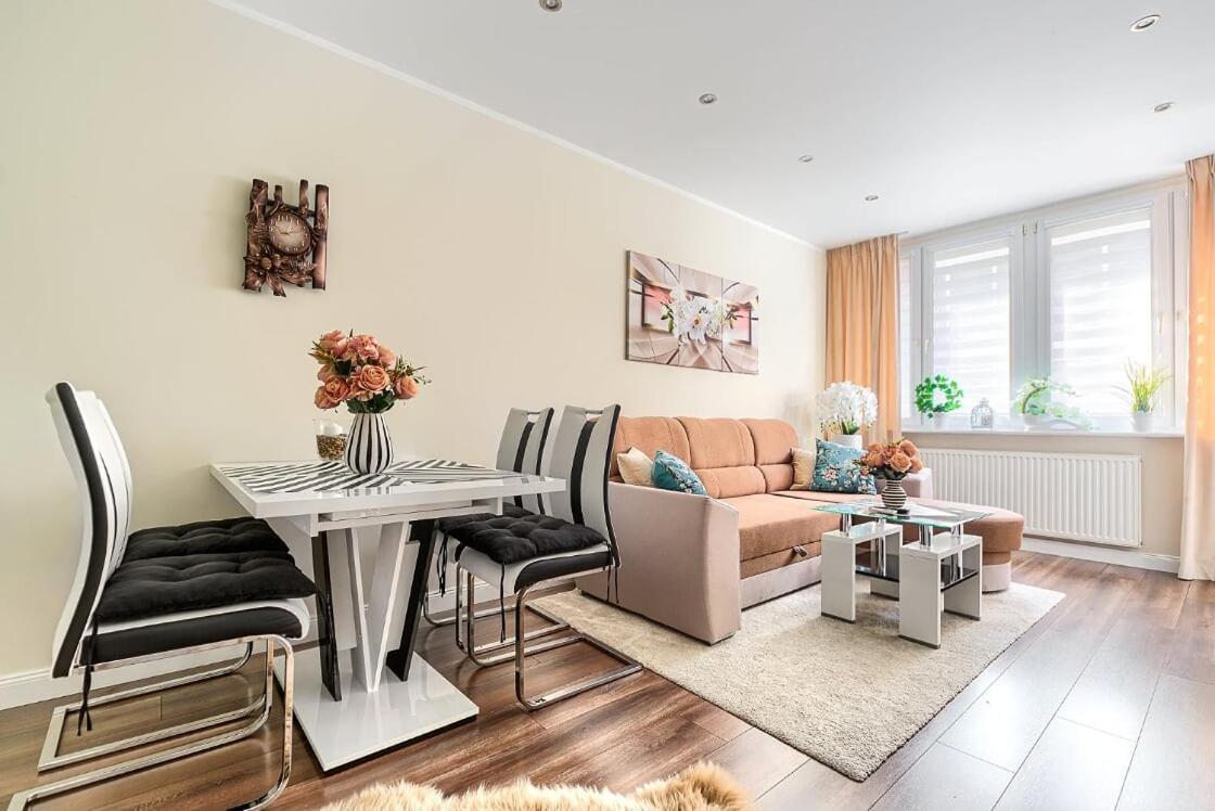 Appartement Flower Apartament City Center à Szczecin Extérieur photo